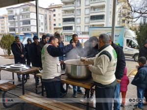 Gaziantep Umut Kervanı’ndan depremzedelere yardım