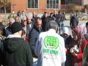 Filistin Vakfı'ndan Umut Kervanı aracılığıyla depremzedelere sıcak yemek