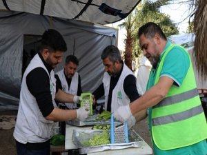 Depremin görünmeyen kahramanları: Aşçılar