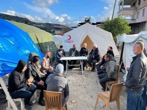 HÜDA PAR İstanbul İl Başkanı Güvendik, Hatay'da depremzedeleri ziyaret etti