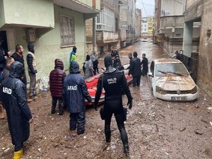 Şanlıurfa'da sağanak etkili oluyor