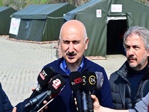 Bakan Karaismailoğlu: Deprem bölgesinde 300 bin arkadaşımız çalışıyor