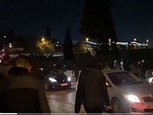 Kudüs’ün minarelerinden Mescid-i Aksa’yı savunma çağrısı