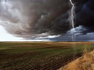 Deprem bölgesi için sağanak uyarısı