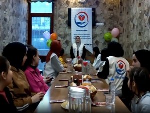 Erzincan Yetimler Vakfı, çocuklarla iftar bir araya geldi