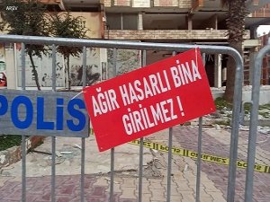 Ağır hasarlı binada hırsızlık yapan 2 şahıs tutuklandı