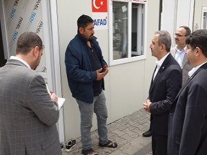 HÜDA PAR Genel Sekreteri Demir depremzedeleri ziyaret etti