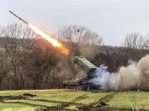 Rusya: Ukrayna'ya ait stratejik noktaları ve cephane depolarını vurduk