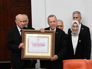 Cumhurbaşkanı Erdoğan resmen görevine başladı