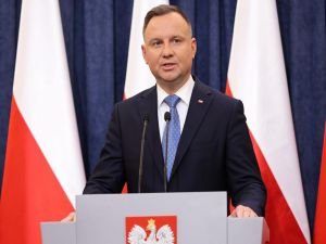 Duda'dan "Rus etkisi" kanunundaki değişikliklere onay