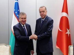 Cumhurbaşkanı Erdoğan, Özbekistan Cumhurbaşkanı Mirziyoyev ile görüştü