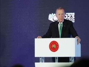 Cumhurbaşkanı Erdoğan'dan partilere yeni anayasa çağrısı