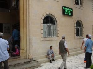 Camiye 3 dilde dijital tabela