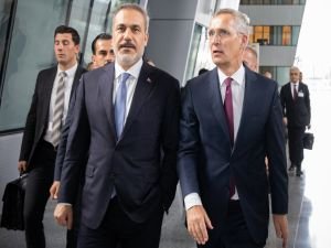 Dışişleri Bakanı Fidan, NATO Genel Sekreteri Stoltenberg ile görüştü