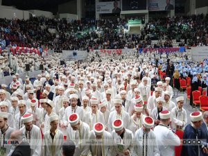 Bursa'da 1843 hafız ve hafize için coşkulu icazet merasimi