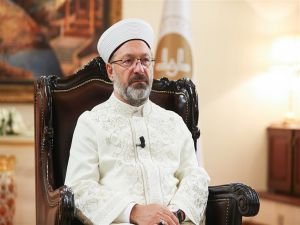 Diyanet İşleri Başkanı Erbaş'tan Mirac Kandili mesajı