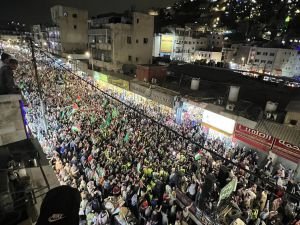 Ürdün'de halk, Filistin'de destek için sel olup aktı