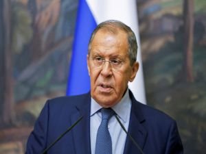 Lavrov: İran asla provokatif eylemlere boyun eğmeyecek