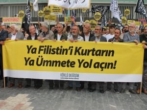 "Ya Filistin'i Kurtarın Ya Ümmete Yol Açın!" sloganıyla Ankara’da basın açıklaması yapıldı