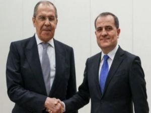 Lavrov ile Bayramov telefonda görüştü