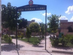 Canlı bombanın ismi parka verildi