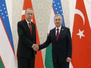 Cumhurbaşkanı Erdoğan, Özbekistan Cumhurbaşkanı Mirziyoyev ile görüştü