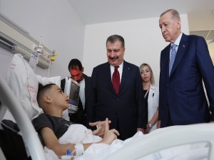 Cumhurbaşkanı Erdoğan'dan Gazze'den getirilen hastalara ziyaret