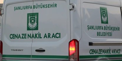 Devrilen traktörün altında kalan genç hayatını kaybetti