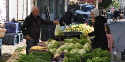 Sebze ve meyve fiyatları cep yakıyor