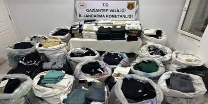 Gaziantep'te gümrük kaçağı kıyafet operasyonu