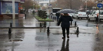 Meteorolojiden "kuvvetli" yağış uyarısı