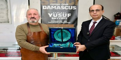 Başkan Geçit: Yusuf usta 53 yıldır demir işçiliği gibi zor bir meslek dalını başarıyla yerine getiriyor