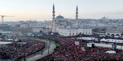 İstanbul'dan dünyaya Gazze mesajı: Yüz binlerce kişi Galata Köprüsü'nde buluştu