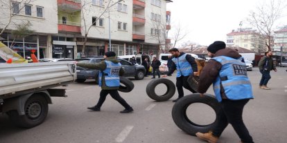 Bingöl'de zabıta ekiplerinden kaldırım işgaline sıkı denetim