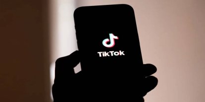 TikTok, ABD'deki Apple ve Google uygulama mağazalarına geri döndü