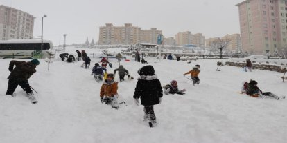 Malatya'da okullar kar yağışı nedeniyle tatil edildi