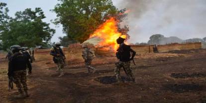 Benin'de askerlere yönelik bombalı saldırı: 4 ölü