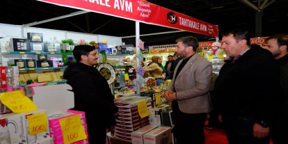 HAKSİAD Van Şube Başkanı Tasan, Yöresel Ürünler ve Hediyelik Eşya Fuarı’nı ziyaret etti