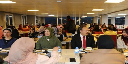 Siirt Valisi Dr. Kemal Kızılkaya, gençlerle iftar sofrasında bir araya geldi