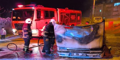 Şanlıurfa’da otomobilde çıkan yangın söndürüldü