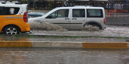 Meteorolojiden kar, sağanak ve fırtına uyarısı