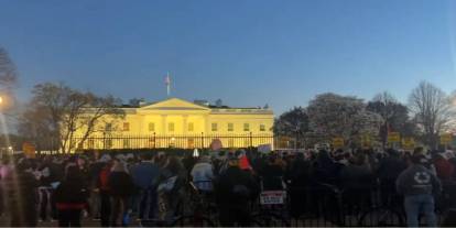 Beyaz Saray önünde Trump ve Netanyahu'nun Gazze katliamı protesto edildi