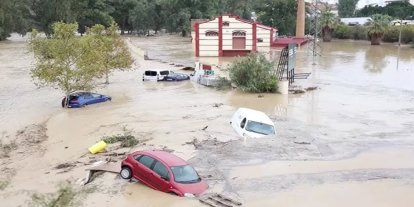 İspanya'da şiddetli yağmur ve fırtına etkili oluyor