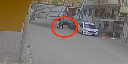 Diyarbakır'da çatının uçması kameraya farklı bir açıdan yansıdı