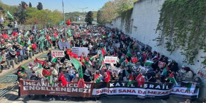 İstanbul'da binler ABD konsolosluğuna yürüdü