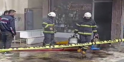 Adıyaman’da mutfak tüpünden çıkan yangın iki iş yerini kül etti