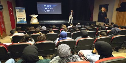 Malatya'da LGS öğrencilerine motivasyon semineri verildi