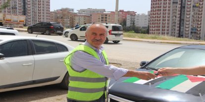 Mardinli hayırsever otomobilini Gazze’ye bağışladı
