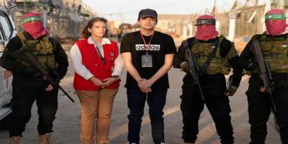 HAMAS, ABD'li siyonist esir İdan Alexander'ı serbest bıraktı
