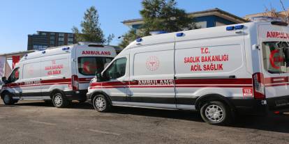 Öğretmenleri taşıyan servis minibüsleri çarpıştı: 28 yaralı